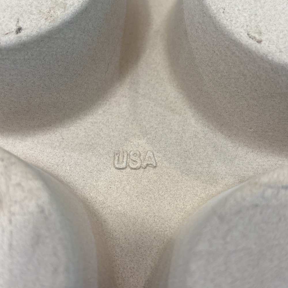 The Pampered Chef Family Heritage Stoneware 12 Cupcake Muffin Pan Baking Stone - Picture 8 of 11